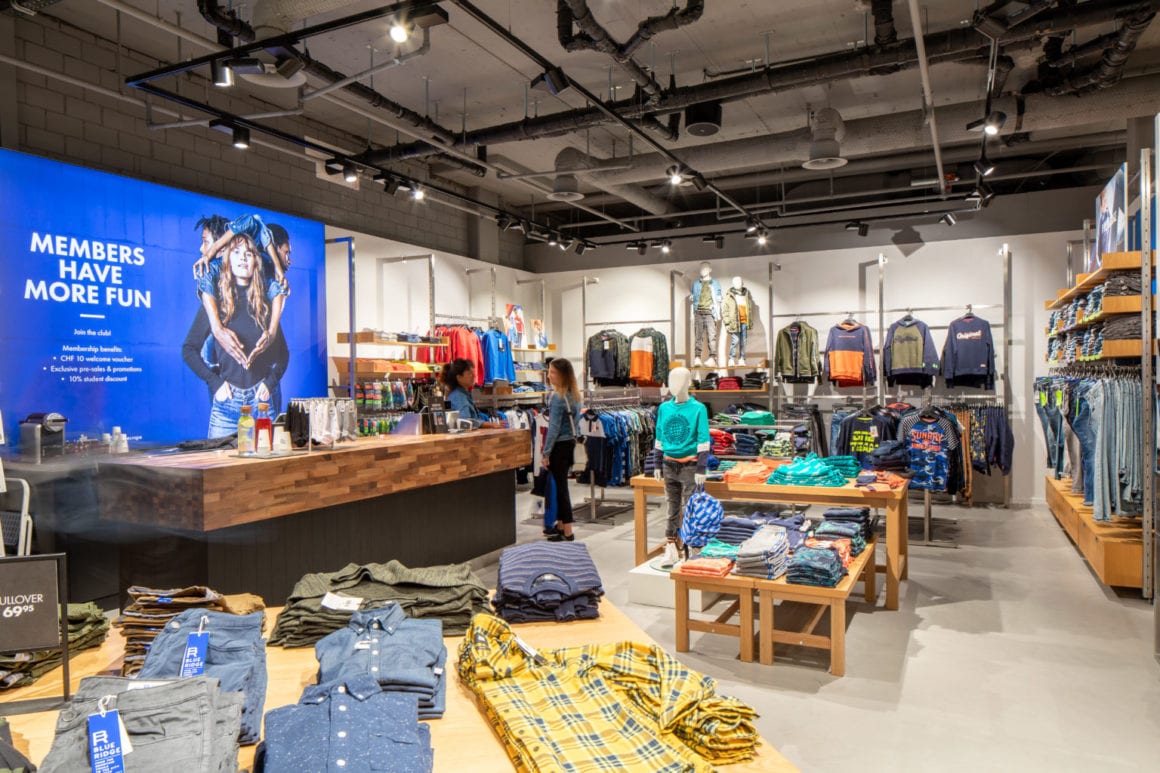 WE Switzerland Fashion AG SeedammCenter